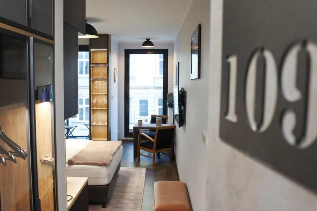 Boutique 109 - Old City, Luxury Apt. With A Garage Cracovia Exterior foto
